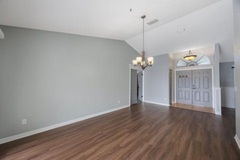 Casa en venta en Palm Harbor, Florida, 4 dormitorios, 192.21 m2 № 1900002 - foto 8