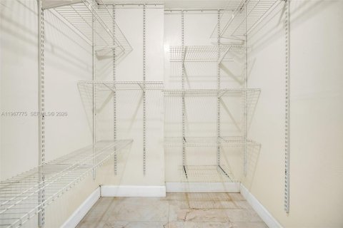 Copropriété à louer à Coral Gables, Floride: 1 chambre, 75.07 m2 № 2029148 - photo 17