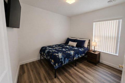 Casa en venta en Kissimmee, Florida, 5 dormitorios, 214.42 m2 № 2202244 - foto 15