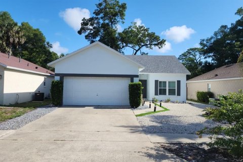 Casa en DeLand, Florida 3 dormitorios, 100.06 m2 № 2151226