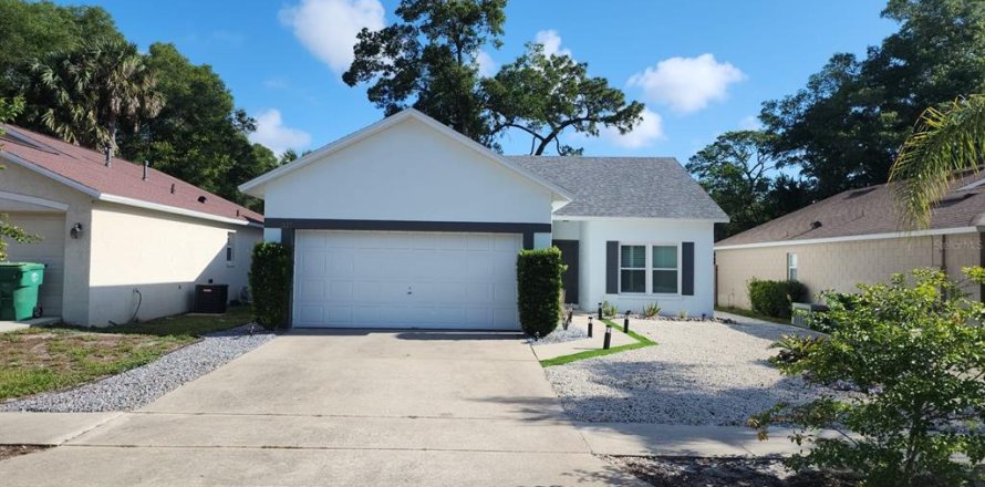 Casa en DeLand, Florida 3 dormitorios, 100.06 m2 № 2151226
