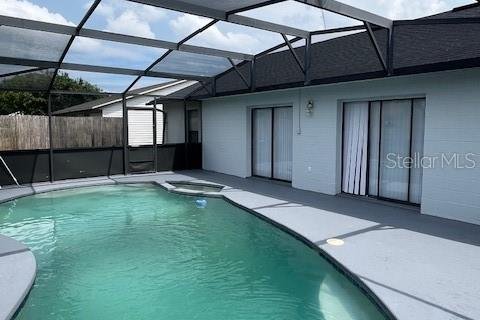 House in Kissimmee, Florida 4 bedrooms, 175.59 sq.m. № 1840402 - photo 9