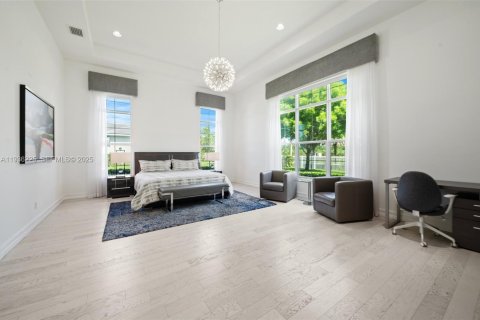 House in Davie, Florida 4 bedrooms, 435.71 sq.m. № 1994262 - photo 14