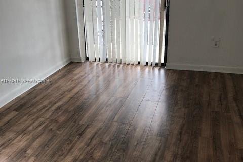 Купить кондоминиум в Хайалиа, Флорида 2 спальни, 76.64м2, № 2036155 - фото 7