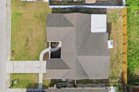 House in Port Richey, Florida 3 bedrooms, 144.37 sq.m. № 2105022 - photo 28