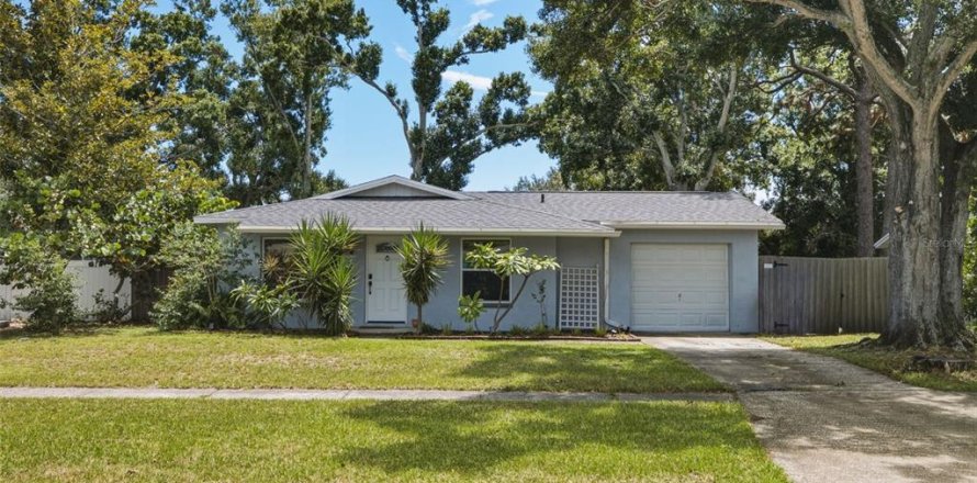 Casa en Saint Petersburg, Florida 3 dormitorios, 112.41 m2 № 2344547