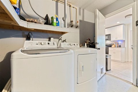 Casa en venta en Saint Petersburg, Florida, 3 dormitorios, 112.41 m2 № 2344547 - foto 25