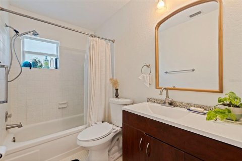 Casa en venta en Saint Petersburg, Florida, 3 dormitorios, 112.41 m2 № 2344547 - foto 18