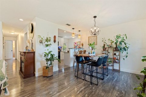 Casa en venta en Saint Petersburg, Florida, 3 dormitorios, 112.41 m2 № 2344547 - foto 8