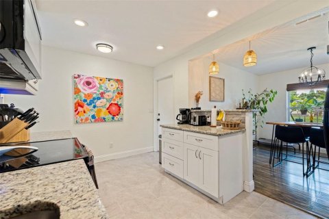 Casa en venta en Saint Petersburg, Florida, 3 dormitorios, 112.41 m2 № 2344547 - foto 17