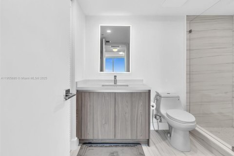 Condo in Miami, Florida, 2 bedrooms  № 1956830 - photo 20