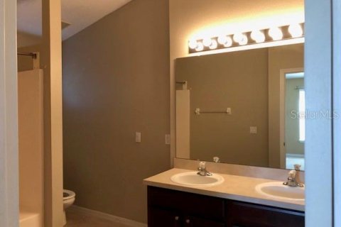 Touwnhouse à louer à Orlando, Floride: 3 chambres, 165.37 m2 № 2433675 - photo 7