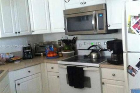 Copropriété à vendre à Miramar, Floride: 1 chambre, 67.17 m2 № 2050095 - photo 3