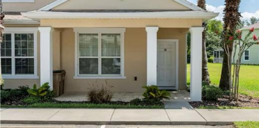 Townhouse in Clermont, Florida 3 bedrooms, 140.47 sq.m. № 1540739