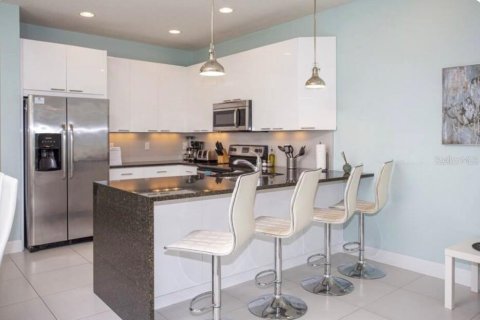 Townhouse in Clermont, Florida 3 bedrooms, 140.47 sq.m. № 1540739 - photo 7