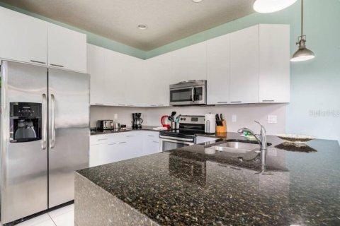 Townhouse in Clermont, Florida 3 bedrooms, 140.47 sq.m. № 1540739 - photo 6