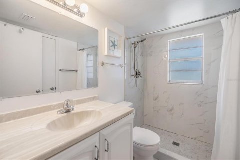 Copropriété à vendre à Largo, Floride: 2 chambres, 121.14 m2 № 2100038 - photo 18