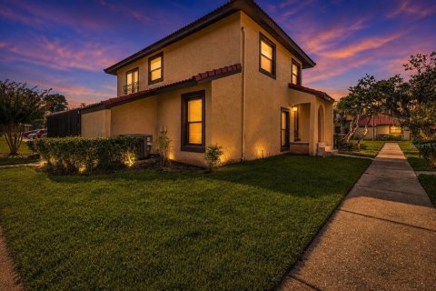 Touwnhouse à Kissimmee, Floride 3 chambres, 147.34 m2 № 2324398