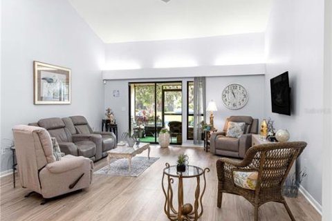 Condominio en venta en Tavares, Florida, 2 dormitorios, 123.93 m2 № 2234019 - foto 13