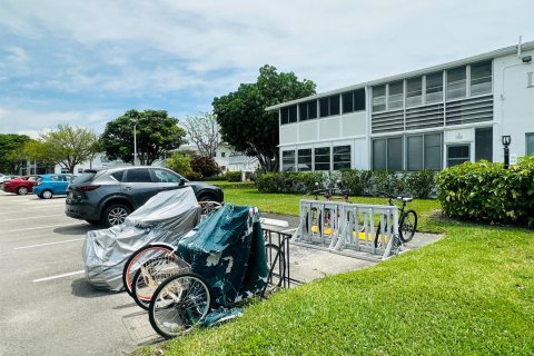 Condo in Deerfield Beach, Florida, 1 bedroom  № 2190561 - photo 22