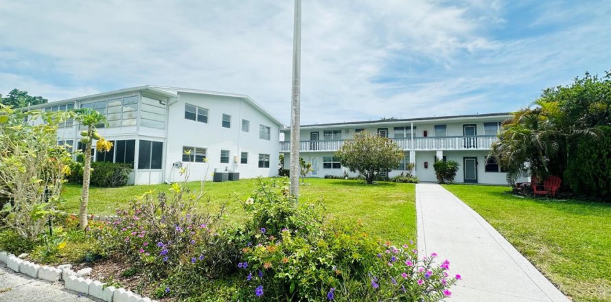 Condo in Deerfield Beach, Florida, 1 bedroom  № 2190561