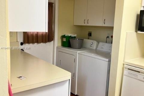 Villa ou maison à louer à Plantation, Floride: 2 chambres, 93.92 m2 № 2002733 - photo 8