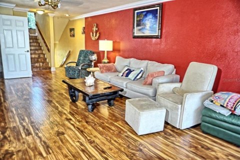 Condo in Lutz, Florida, 2 bedrooms № 2093999 - photo 3