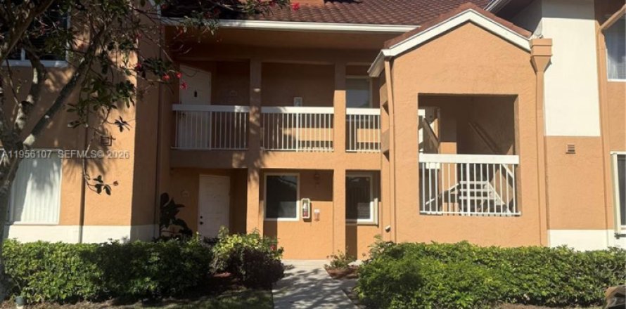 Кондоминиум с 1 спальней в Плантация, Флорида № 2012049