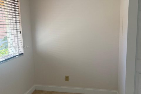 Купить кондоминиум в Плантация, Флорида 1 спальня, 74.79м2, № 2012049 - фото 9