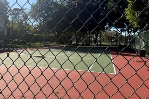 Купить кондоминиум в Плантация, Флорида 1 спальня, 74.79м2, № 2012049 - фото 12