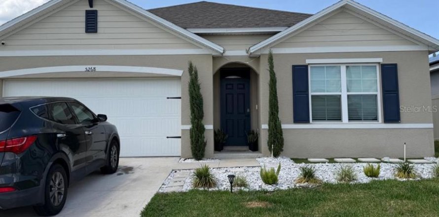 House in Haines City, Florida 4 bedrooms, 173.45 sq.m. № 2214184