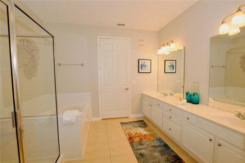 Condo in Orlando, Florida, 3 bedrooms  № 1849450 - photo 11