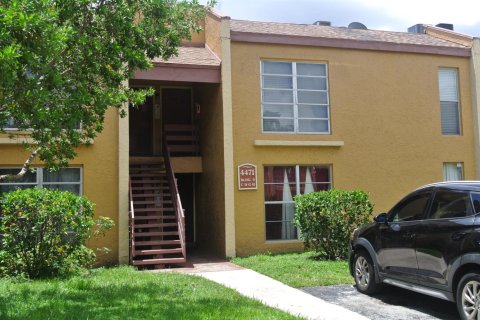 Copropriété à louer à Tamarac, Floride: 2 chambres, 100.43 m2 № 2395124 - photo 9