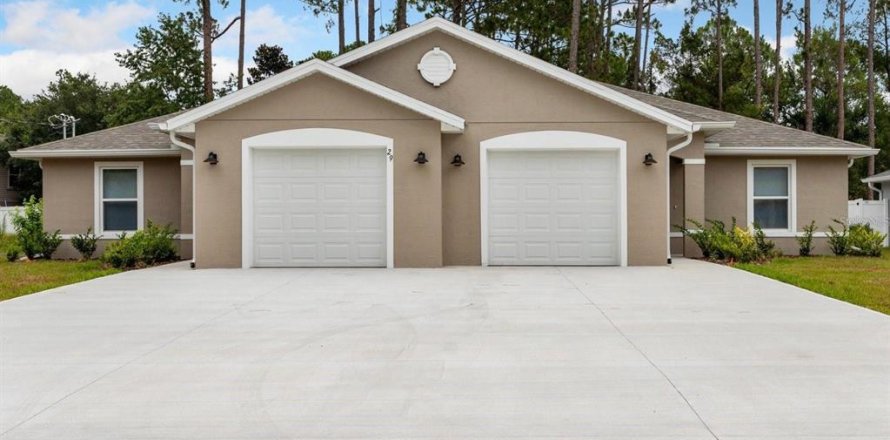 Commercial property in Palm Coast, Florida 6 bedrooms, 191.38 sq.m. № 1620419