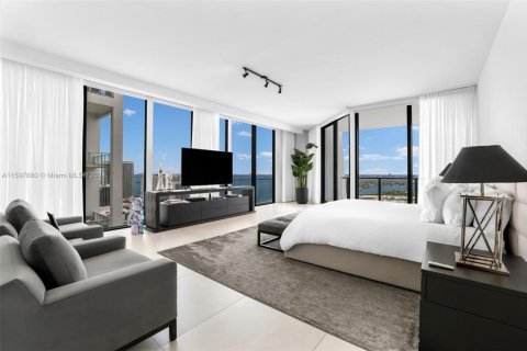 Condo in Miami, Florida, 4 bedrooms  № 1864387 - photo 6
