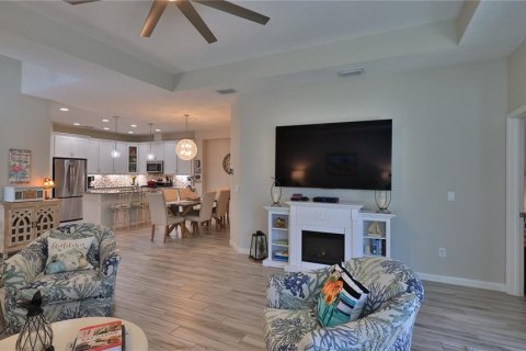 House in Daytona Beach, Florida 2 bedrooms, 145.21 sq.m. № 2394251 - photo 20
