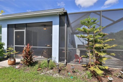 House in Daytona Beach, Florida 2 bedrooms, 145.21 sq.m. № 2394251 - photo 17