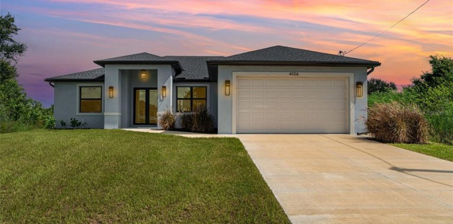 House in Lehigh Acres, Florida 3 bedrooms, 186.92 sq.m. № 1919533