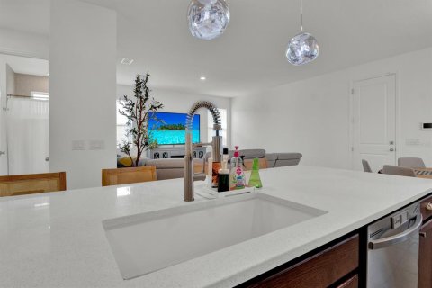 House in Winter Garden, Florida 4 bedrooms, 190.26 sq.m. № 1538983 - photo 7