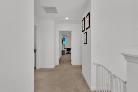 House in Winter Garden, Florida 4 bedrooms, 190.26 sq.m. № 1538983 - photo 19