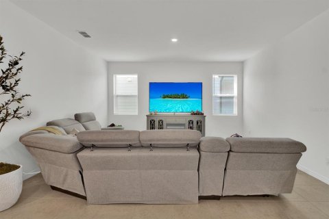 House in Winter Garden, Florida 4 bedrooms, 190.26 sq.m. № 1538983 - photo 16