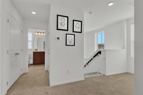 House in Winter Garden, Florida 4 bedrooms, 190.26 sq.m. № 1538983 - photo 20