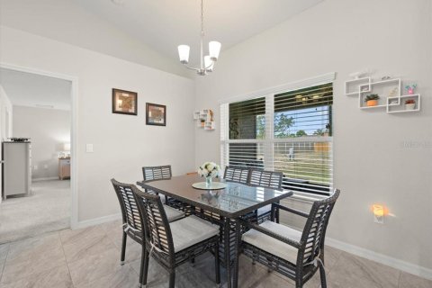 House in Weeki Wachee, Florida 4 bedrooms, 200.95 sq.m. № 1801448 - photo 19