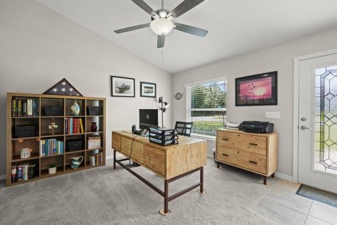 House in Weeki Wachee, Florida 4 bedrooms, 200.95 sq.m. № 1801448 - photo 8