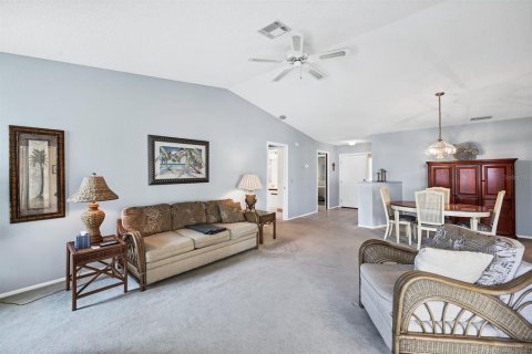 House in Englewood, Florida 2 bedrooms, 128.48 sq.m. № 1448310 - photo 8