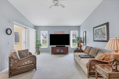 House in Englewood, Florida 2 bedrooms, 128.48 sq.m. № 1448310 - photo 6
