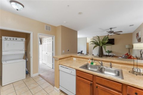 Copropriété à louer à Kissimmee, Floride: 3 chambres, 117.89 m2 № 2399359 - photo 9