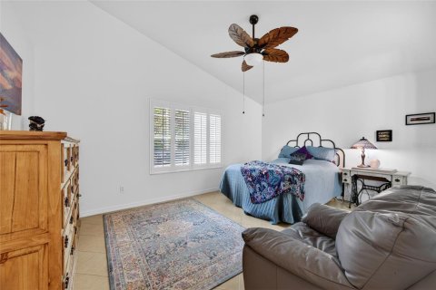 House in Ormond Beach, Florida 3 bedrooms, 163.79 sq.m. № 2224437 - photo 9