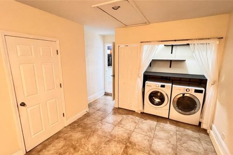 House in Winter Park, Florida 3 bedrooms, 181.16 sq.m. № 1853918 - photo 21