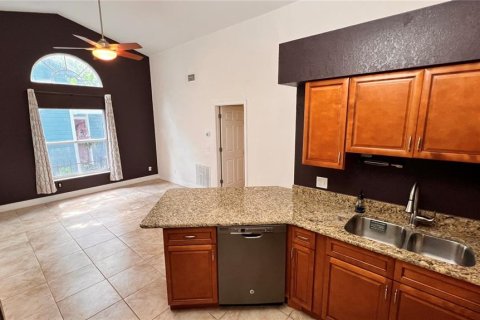 House in Winter Park, Florida 3 bedrooms, 181.16 sq.m. № 1853918 - photo 14